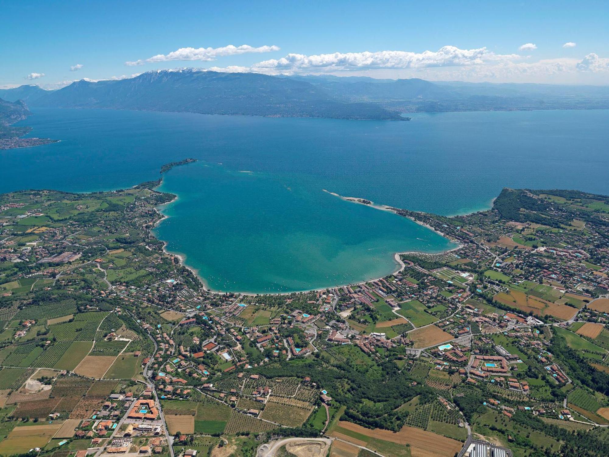 Onda Blu Resort Manerba del Garda Exterior photo