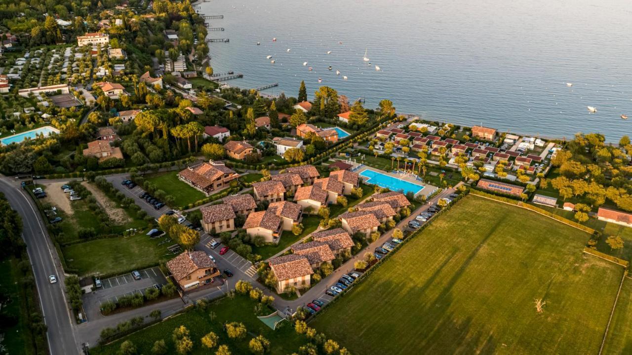 Onda Blu Resort Manerba del Garda Exterior photo